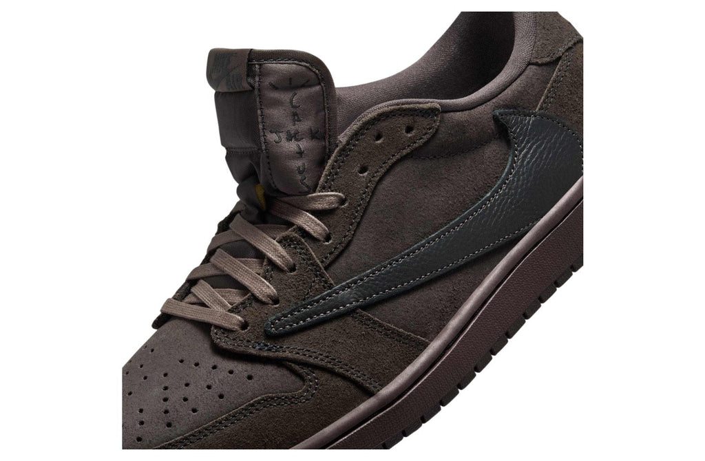 Travis Scott x Air Jordan 1 Low OG Velvet Brown DM7866-202