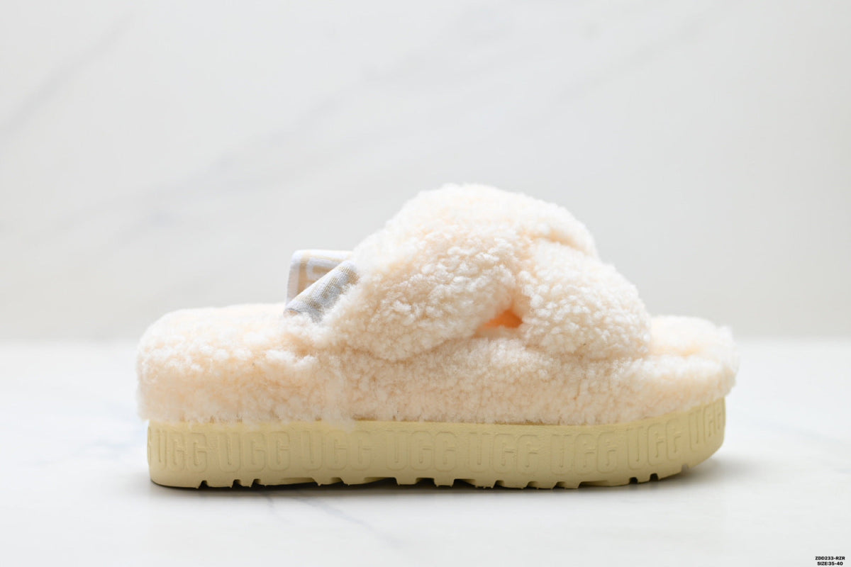 UGG Slipper Evolution Fluffy Platform Slides